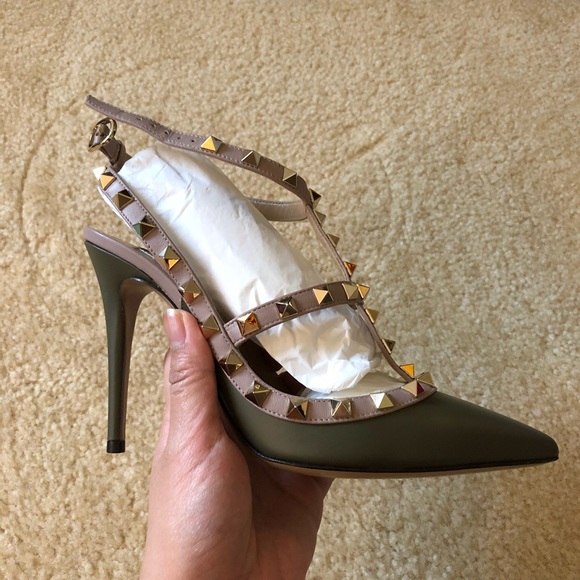 SOLD Valentino Rockstud heels, Green, size 36 - Picture 3 of 8